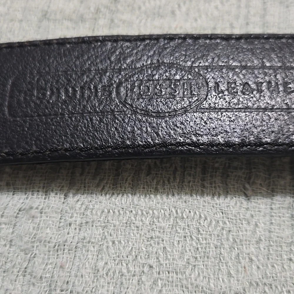 Fossil Black Leather Belt with Silver Details Size Medium